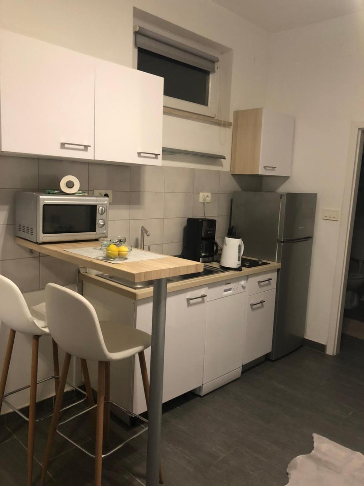 Apartment Deni Pula Bilik gambar