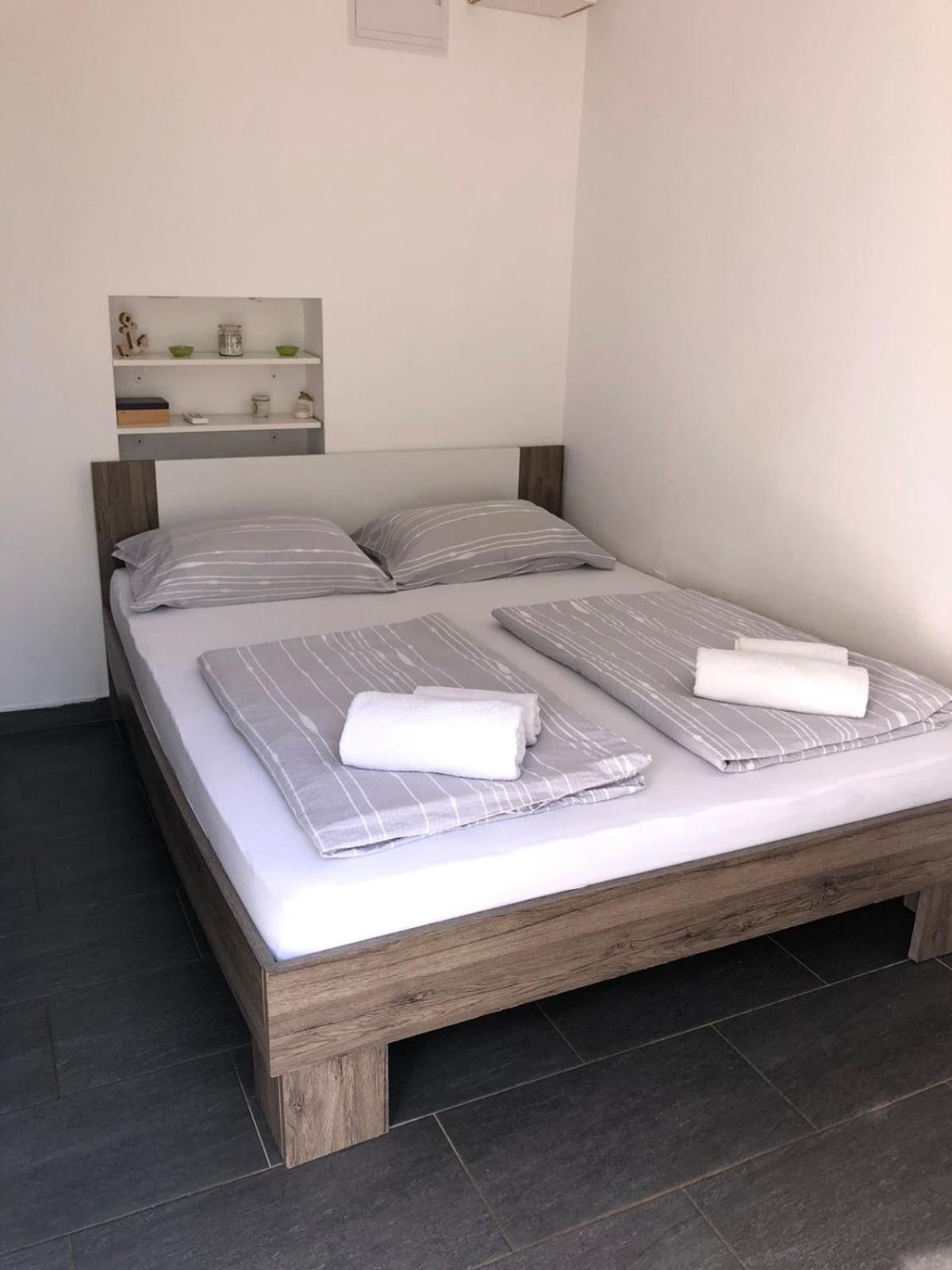Apartment Deni Pula Bilik gambar