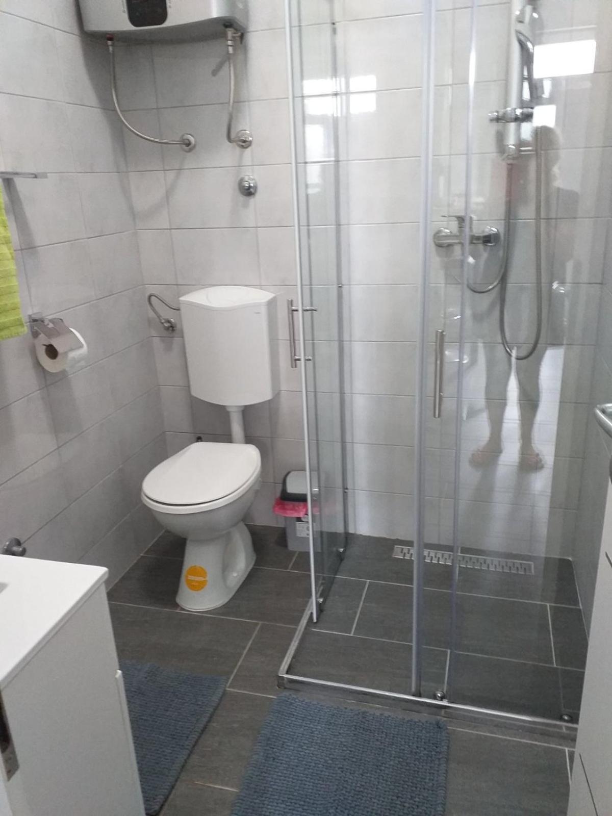 Apartment Deni Pula Bilik gambar