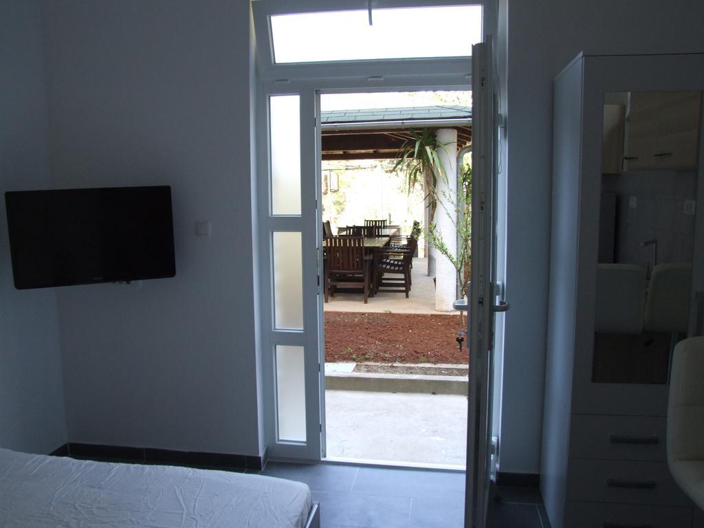 Apartment Deni Pula Luaran gambar